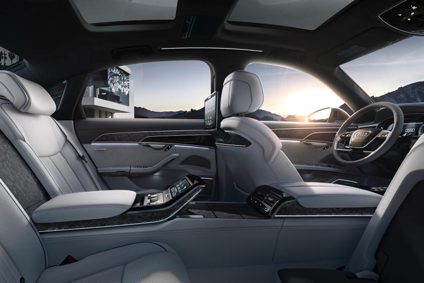 Максимальная защита независимо от ситуации: Audi представила первоклассный бронированный седан A8 L Security
