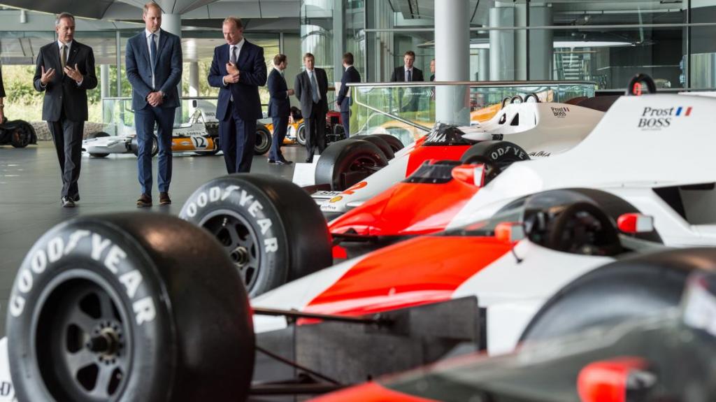 Самая ценная коллекция автомобилей Формулы-1 отправляется в залог на 250 млн долларов: как McLaren Group пытается сохранить бизнес в условиях пандемии