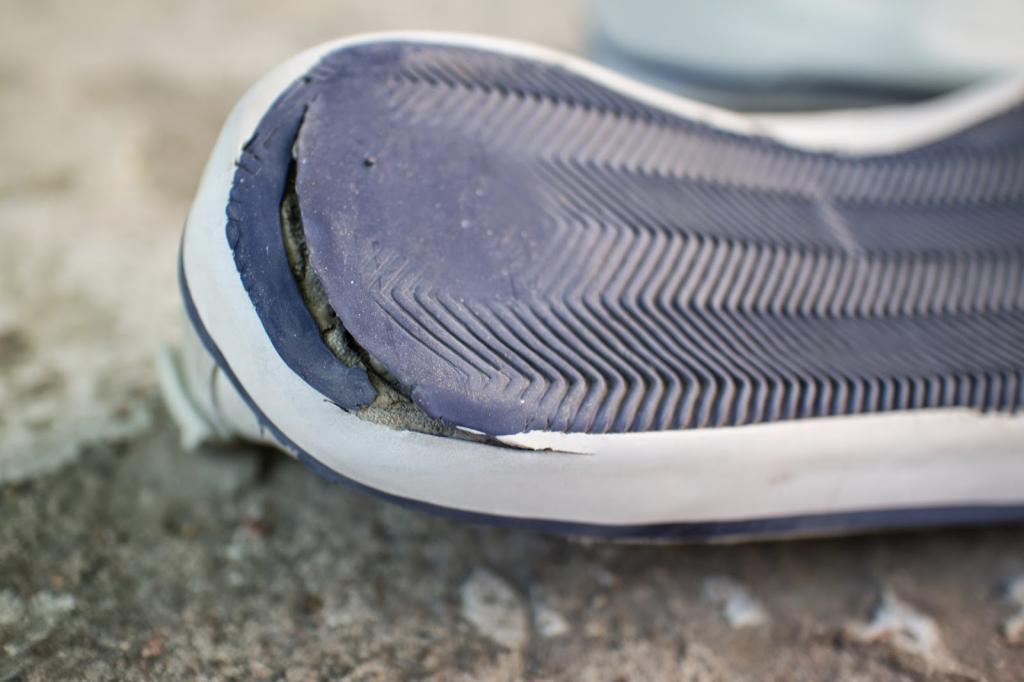 Обратите внимание на то, как изнашивается подошва и каблук вашей обуви: это может многое рассказать о человеке