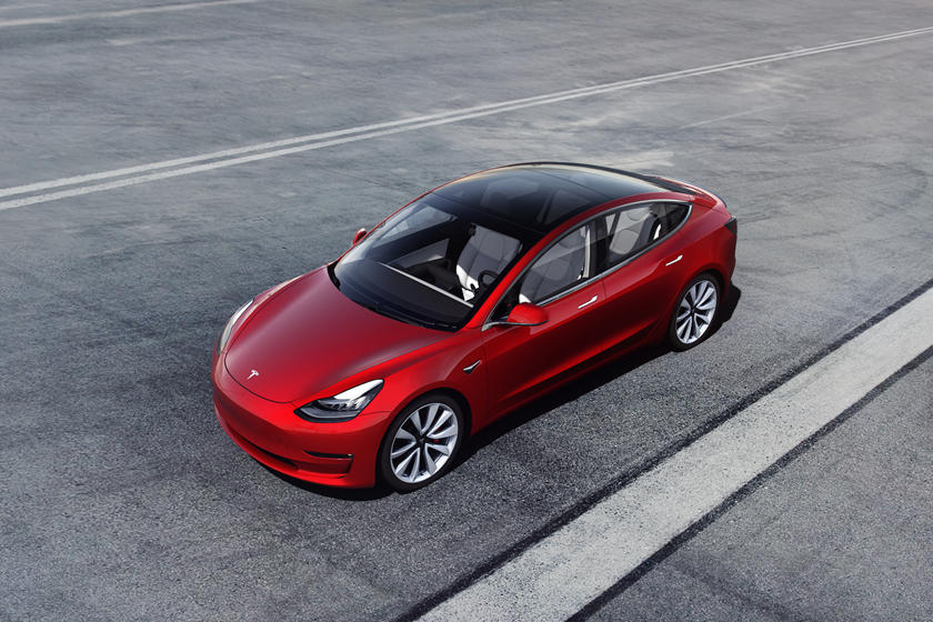 Двунаправленная зарядка: Tesla Model 3 имеет уникальную скрытую функцию