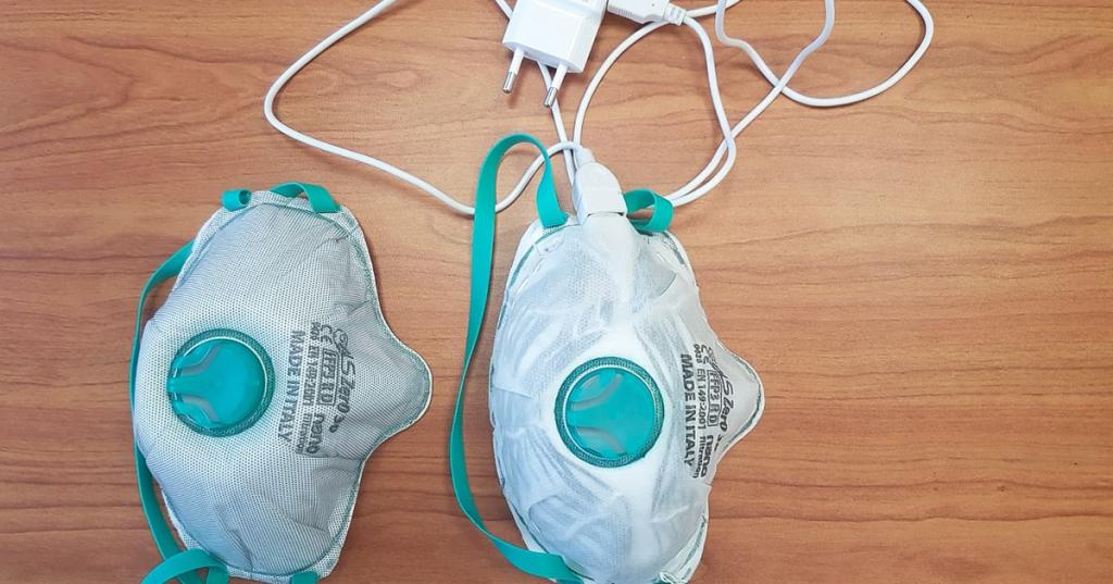 Команда инженеров изобрела самоочищающуюся маску, которая убивает коронавирус, пропуская электрический ток через фильтр