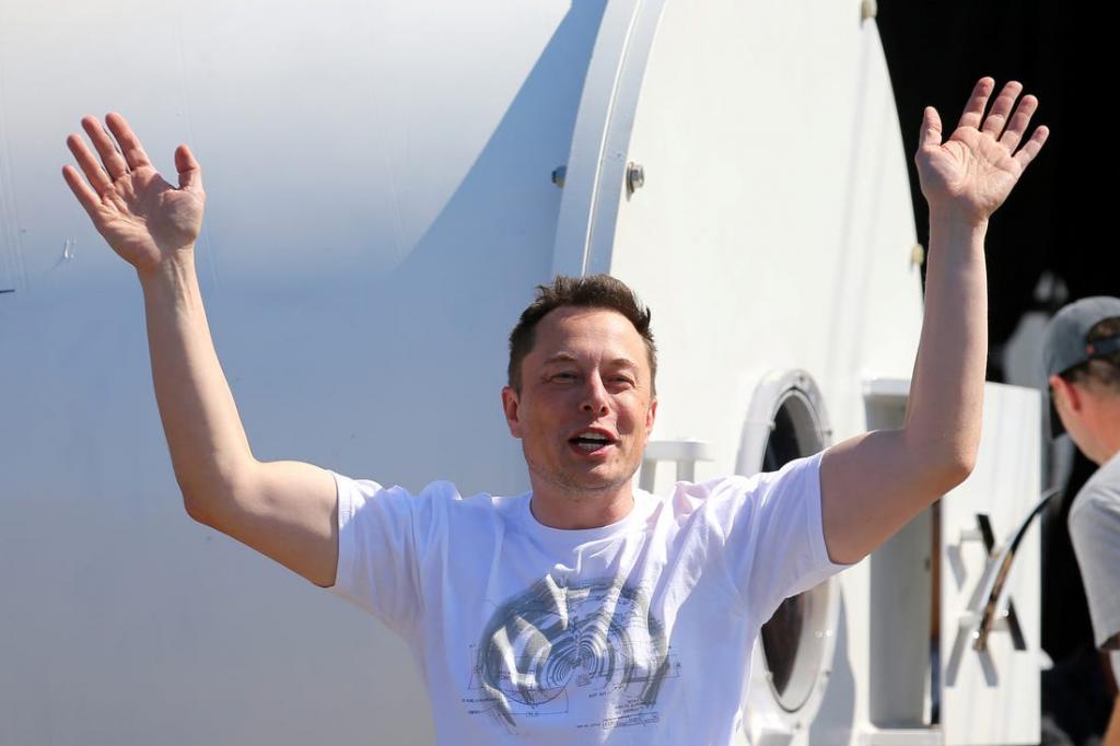 "Да я сам один сплошной инфоповод": Илон Маск уверен, что компания Tesla не нуждается в рекламе