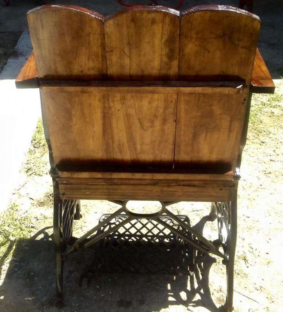 Мы сделали очень красивое садовое кресло из старой швейной машины: инструкция