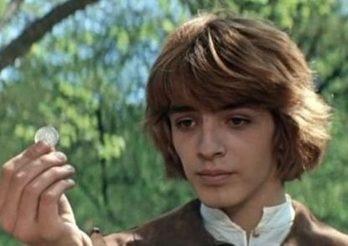 Принц из фильма «Принцесса на горошине»: как сегодня выглядит советский актер-красавец Андрей Подошьян и чем занимается