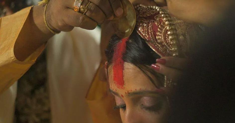 Эта странная Индия: нежелание жены носить атрибуты замужней женщины могут быть поняты как отказ от брака