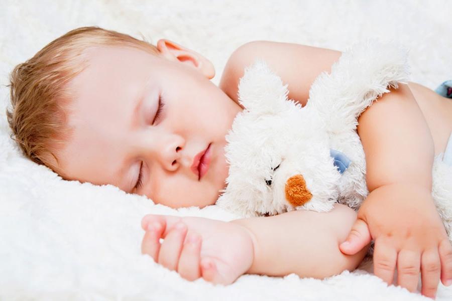 Как уложить беспокойного ребенка спать? 7 способов, в том числе неожиданных, например надо вместе похохотать