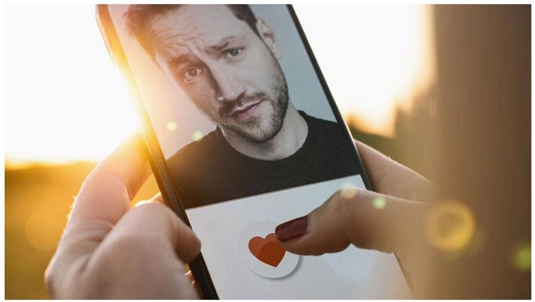 В сервисе для онлайн-знакомств Tinder появилась новая функция видеозвонков, которая получила название Face to Face