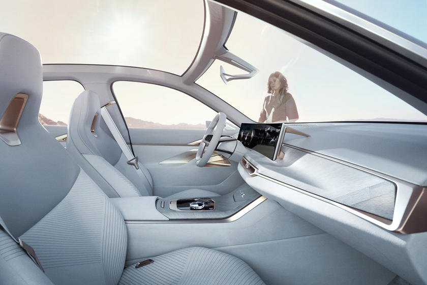 Сложная система управления: BMW хочет заменить руль джойстиками