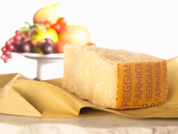 Пармезан - не самый дешевый сыр