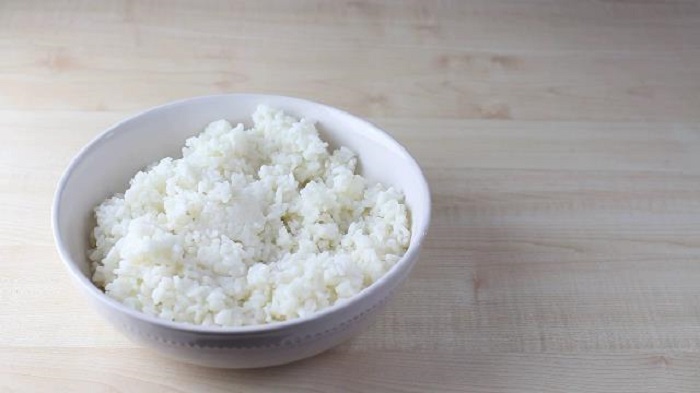 Замешиваю немного риса с кабачком, панирую и отправляю в духовку: простой рецепт котлеток, которые я подаю в качестве гарнира