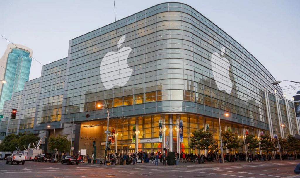 Apple стала самой дорогой корпорацией в мире, только что свергнув с пьедестала нефтяного гиганта Saudi Aramco