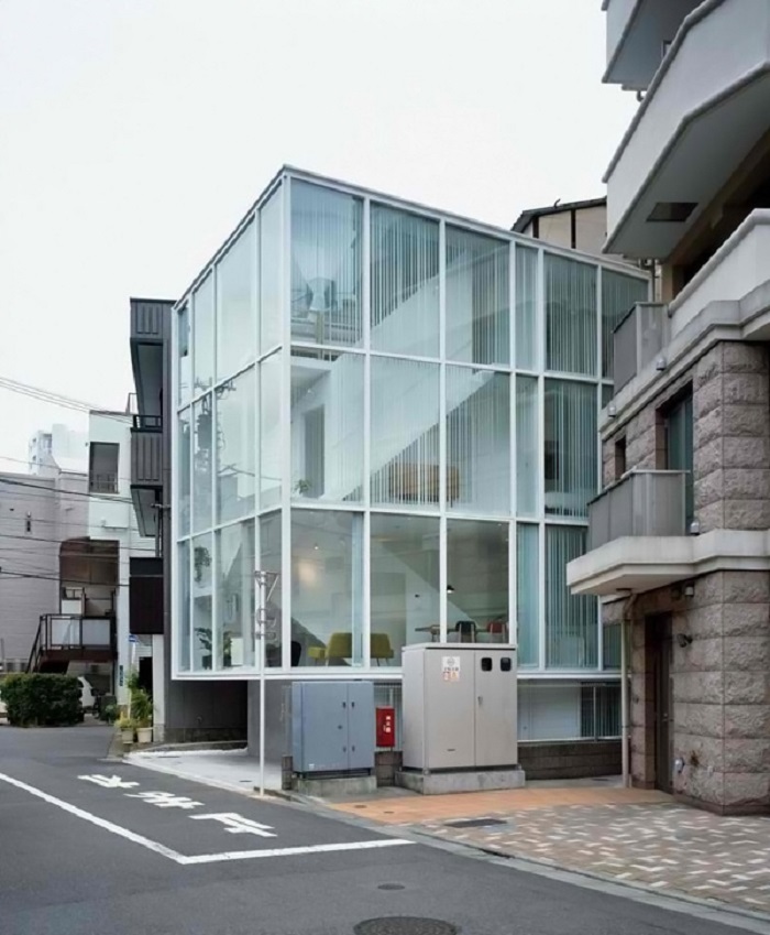 Жизнь в спиральном доме: проект необычного жилого здания на небольшом участке в Токио