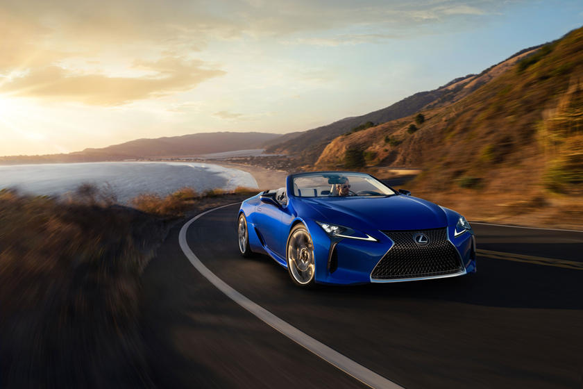 Эксклюзивная окраска под названием Structural Blue: Lexus представил особую версию кабриолета LC 500 Regatta Edition