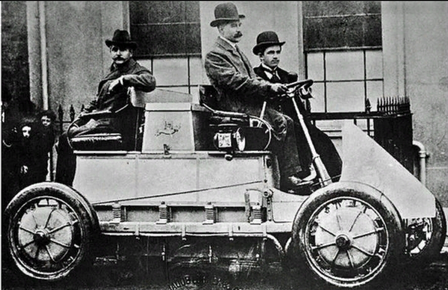 История зарождения и развития электрического транспорта с 1881 года и до наших дней в 10 фотографиях
