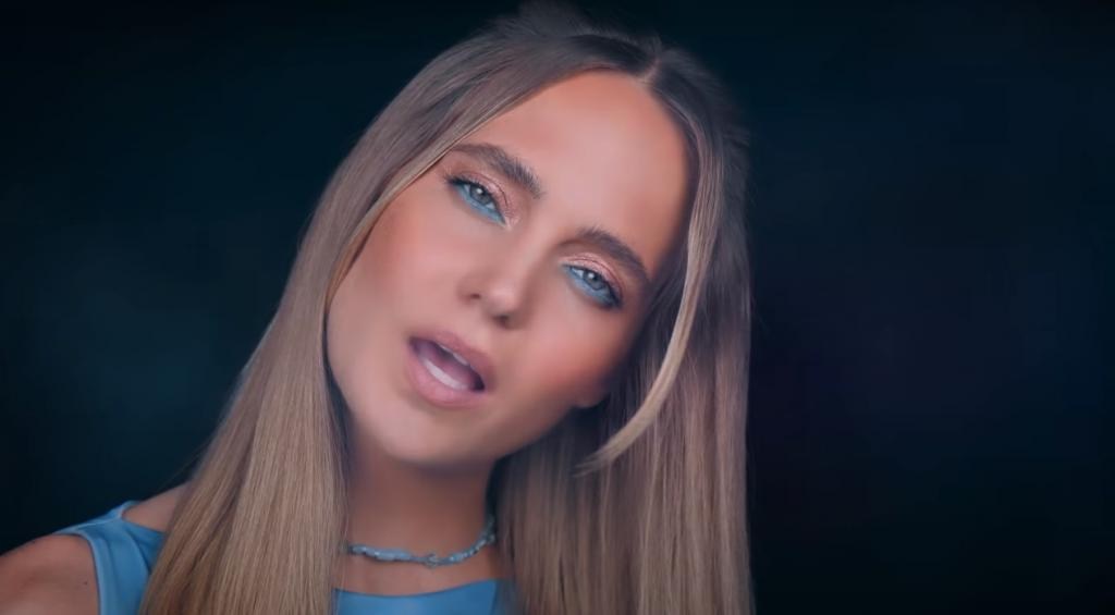 Бросает в дрожь: певица Глюкоза представила новый клип “Мурашки”