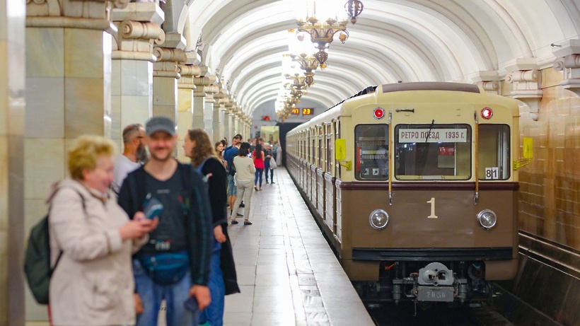 "Запускаем большое обновление": пассажиры московского транспорта смогут персонализировать "Тройку"