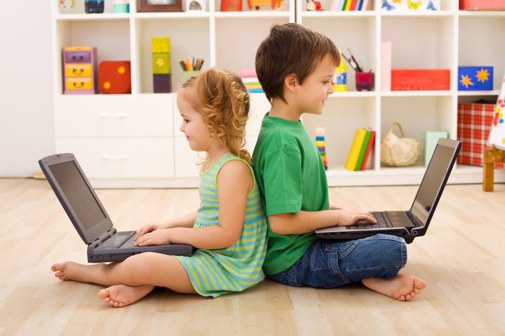 Google плотно взялся за детей: специальный режим на планшете предлагает ребенку только полезный контент
