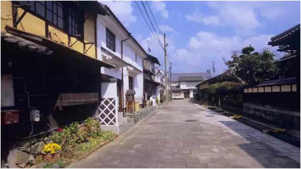 Появилась возможность пожить, как настоящий самурай, заплатив 9400 $ за ночь: Япония открыла первый отель-замок