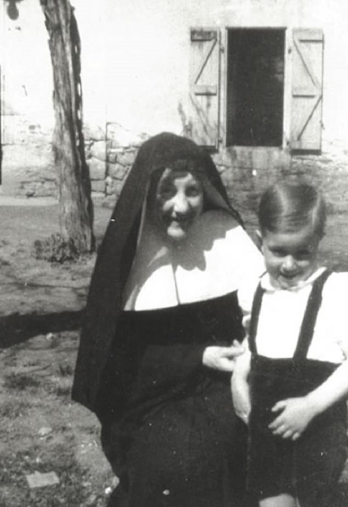 Отважная французская монахиня спасла 83 еврейских ребенка от нацистов: рассказ спасенной девочки
