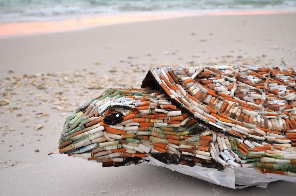 Мрачная статистика: фантики и пакеты от чипсов стали наиболее часто встречающимся пляжным мусором, впервые вытеснив окурки сигарет