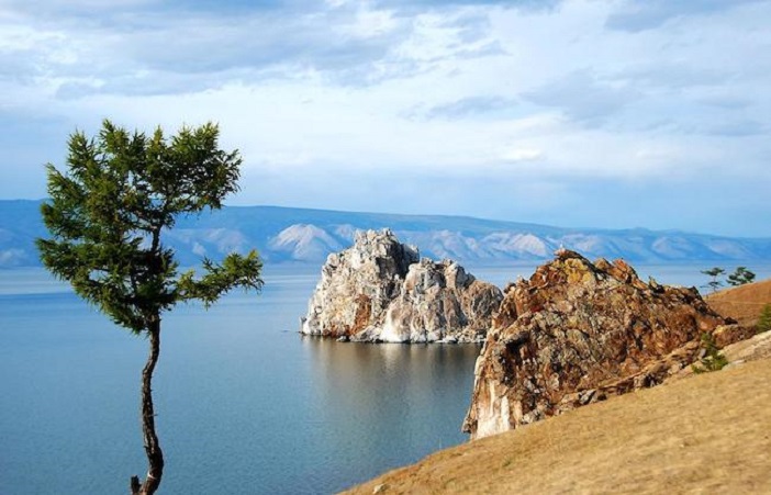 Холодная вода и высокие цены: как мы отдохнули этим летом на Байкале