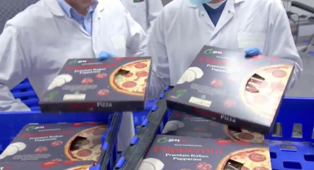"Если нет разницы, зачем платить больше?": шеф-повар рассказал, как выбрать пиццу в супермаркете и сэкономить