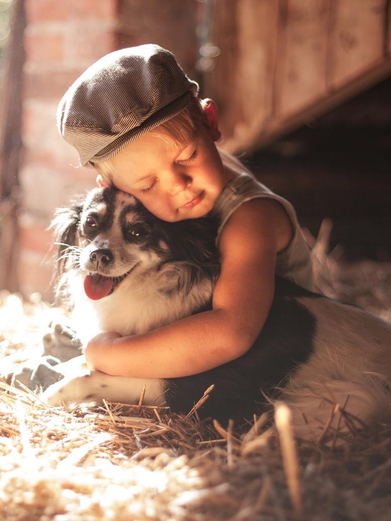 Люди, у которых в детстве была собака, более успешны в жизни, считают ученые