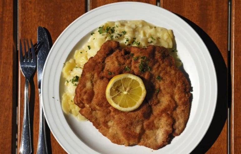 Кулинарное путешествие: традиционные блюда Германии, которые при случае нужно попробовать