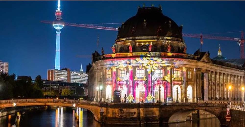 В Берлине прошел фестиваль света, который проводится с 2005 года
