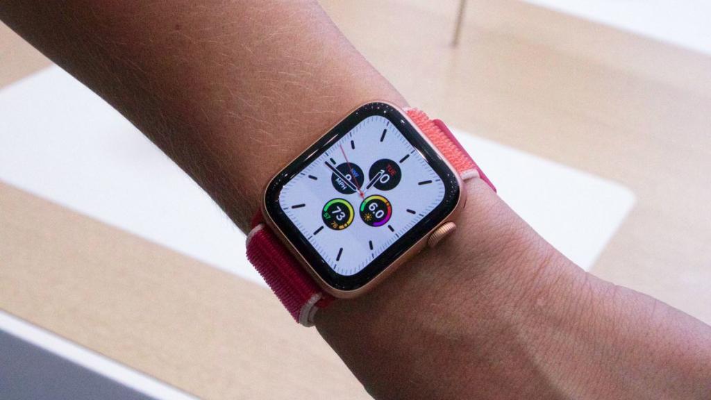 Новые умные часы Apple Watch Series 6: автономный телефон на запястье, который впервые работает без iPhone