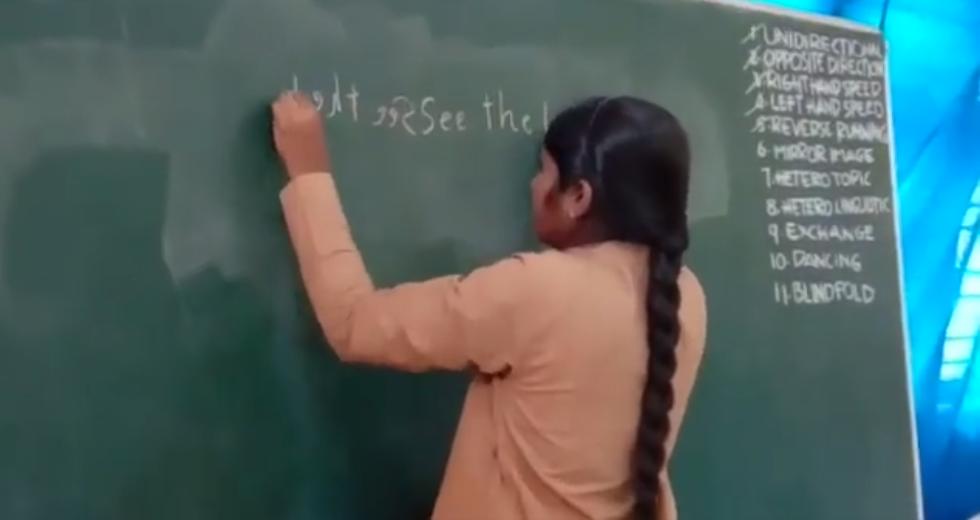 16-летняя индийская девушка написала 40 слов за минуту обеими руками одновременно (видео)