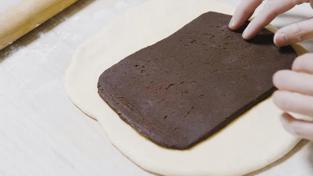 Каждые выходные пеку шоколадно-мраморный хлеб по рецепту из японского ресторана Akino Kitchen. Готовить легко и гостям подать не стыдно