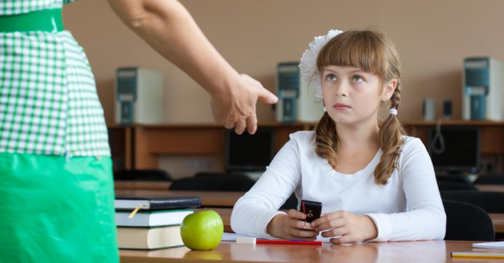 Пора знать родителям: законы, которые нарушают учителя, а мы считаем это нормой