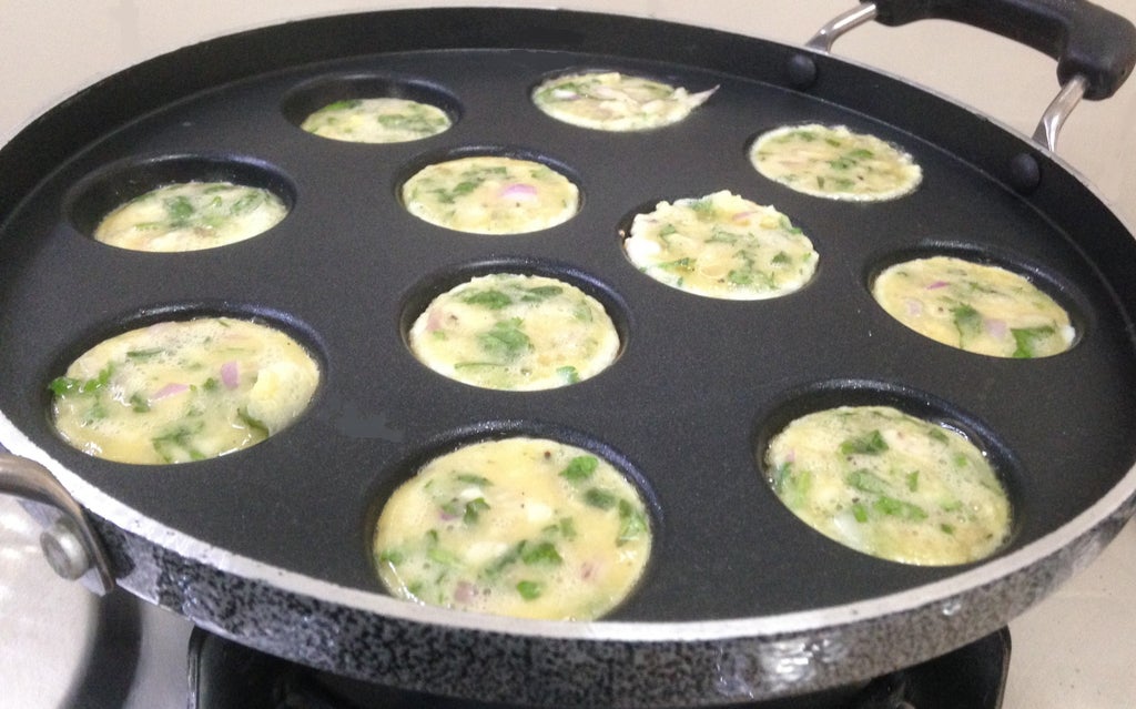 На завтрак готовлю сытные булочки из яиц и небольшого количества муки: получается белковое лакомство для всей семьи