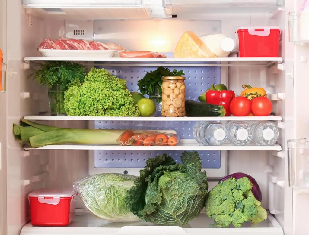 Не кладите зелень в холодильник: 10 советов как продлить срок хранения продуктов