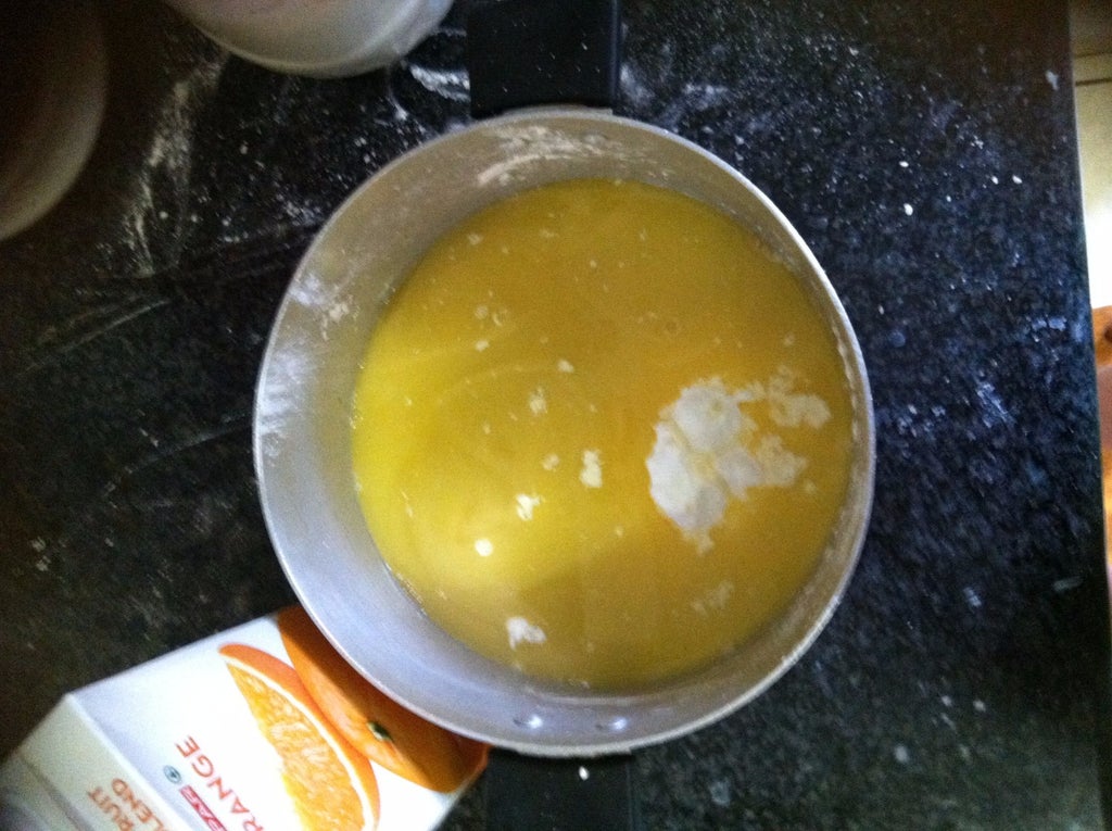 Апельсиновый пирог с воздушным безе: попробовала лакомство в кафе, теперь готовлю его сама