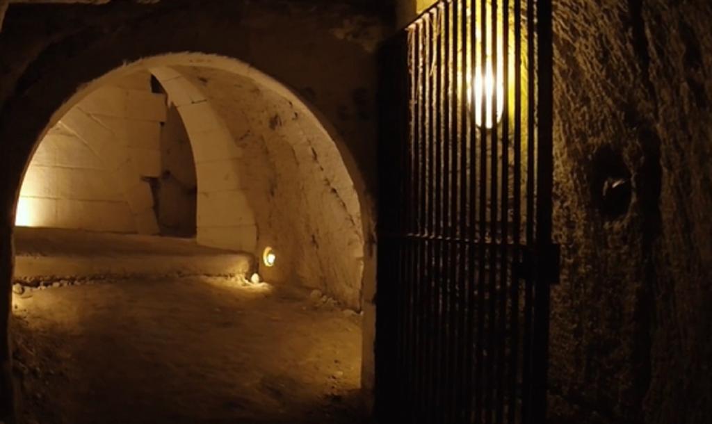 Тайный мир под французским замком: почти 1000 лет назад французские лорды спроектировали сложный подземный дом на случай судного дня