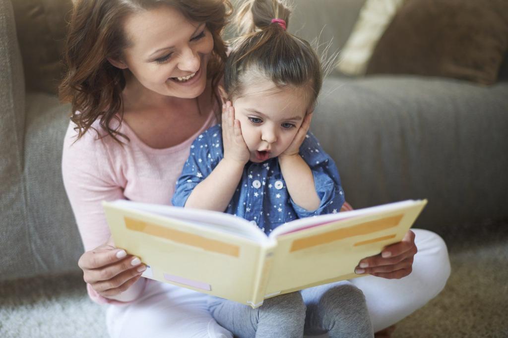 Есть только один способ привить ребенку любовь к чтению, уверены писатели и многодетные родители Джелани Мемори и Мария Колосова