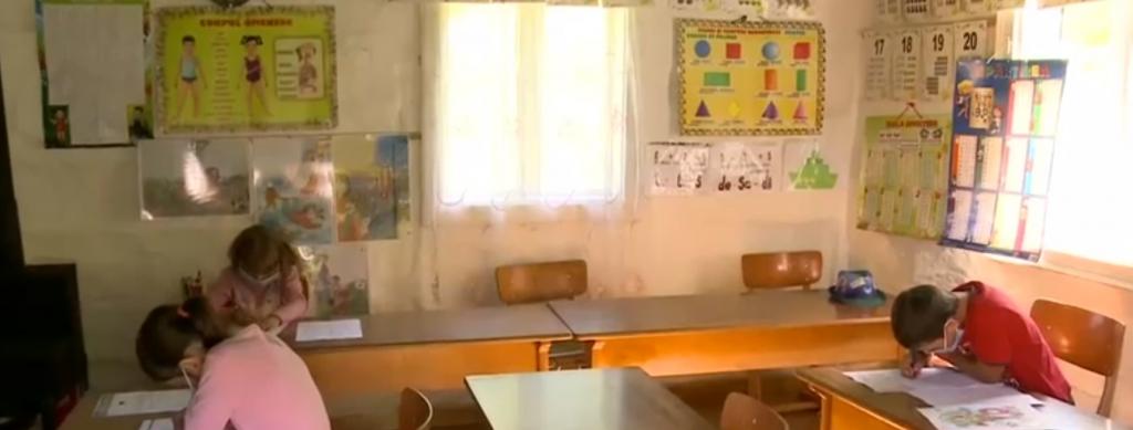 10 учеников в ней уже не поместятся: как выглядит крошечная школа в Румынии (фото)