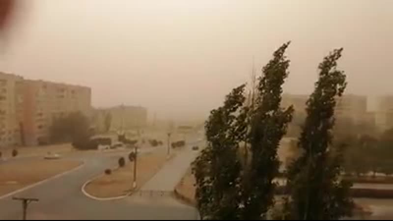 Регионы России накрывают пыльные бури, от которых страдает здоровье легких: как обезопасить себя и своих детей от воздействия пыли