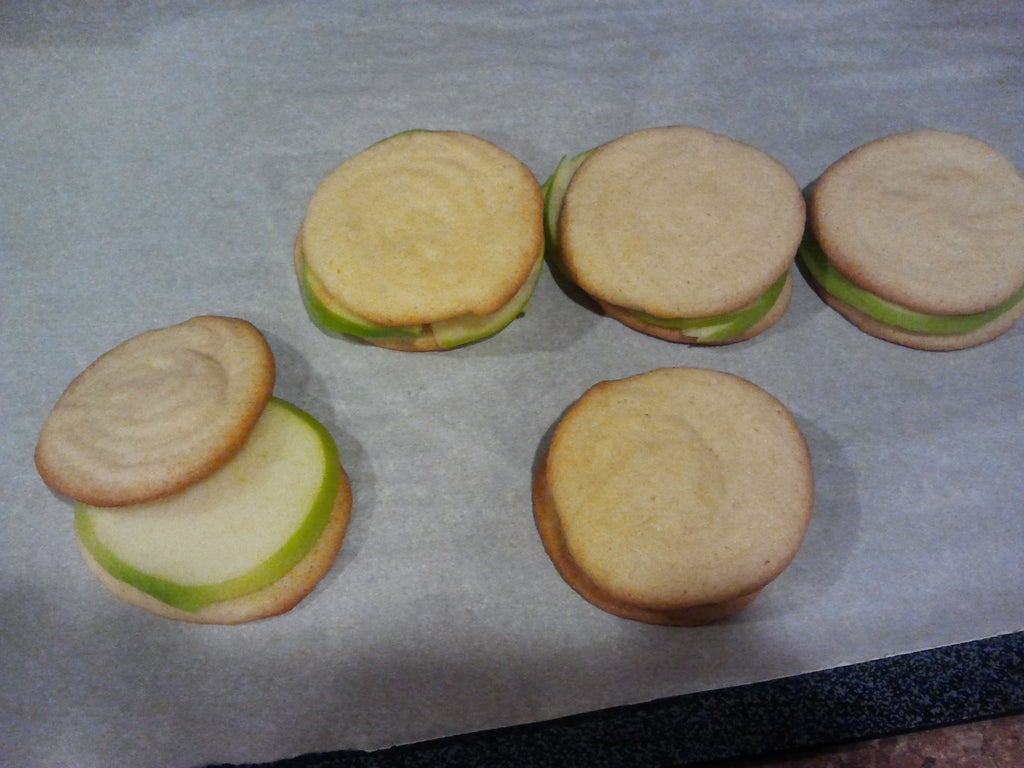 Счастье сладкоежки: по выходным готовлю свое любимое печенье с яблоком и карамелью