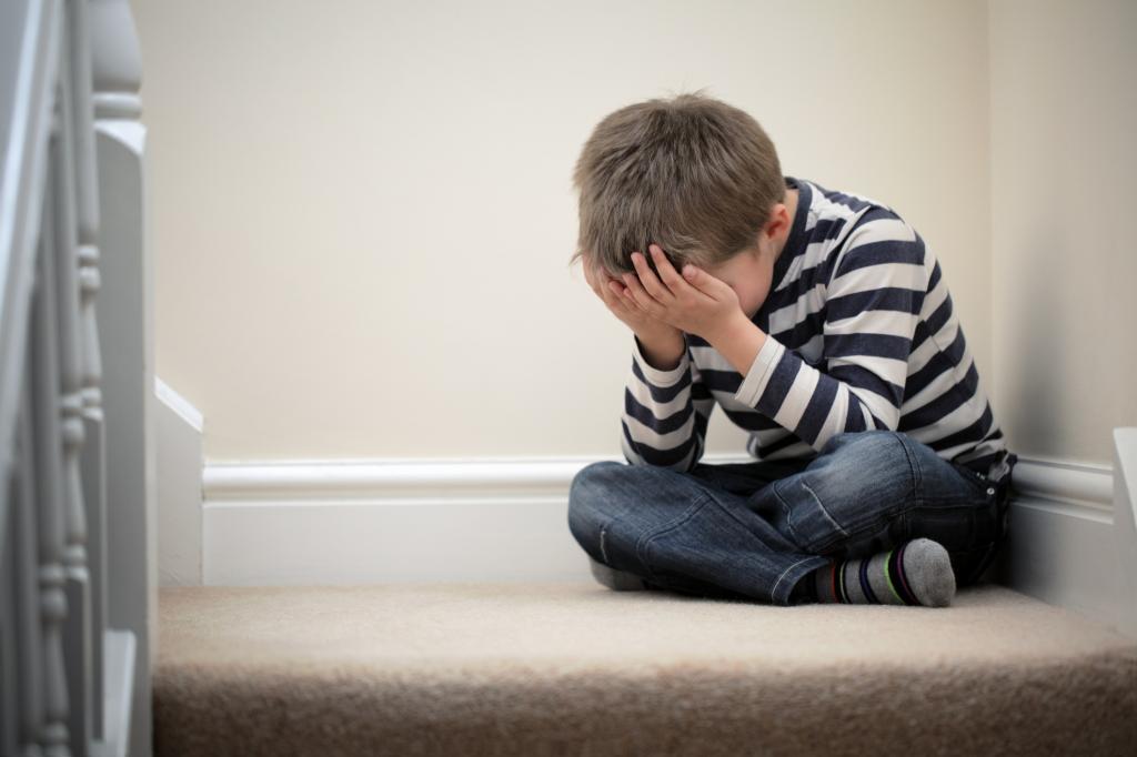 Детям сложно пережить разочарования: что воспринимается болезненнее всего, как родители могут помочь