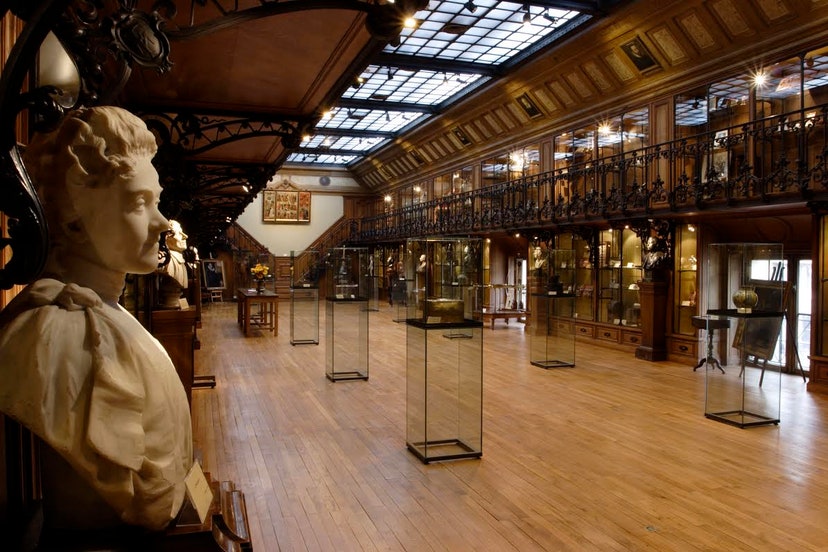 Когда мир откроется вновь: 10 необычных парижских музеев, которые очень редко включаются в программы туров