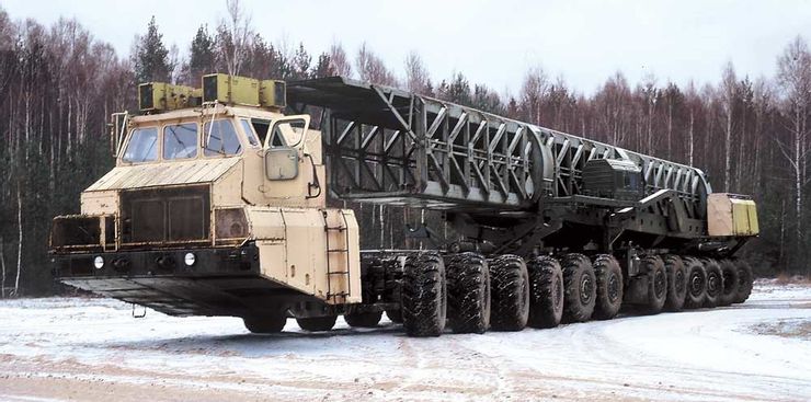 «Советский зверь» МАЗ-537 и другие военные внедорожники, которые способны пережить даже апокалипсис