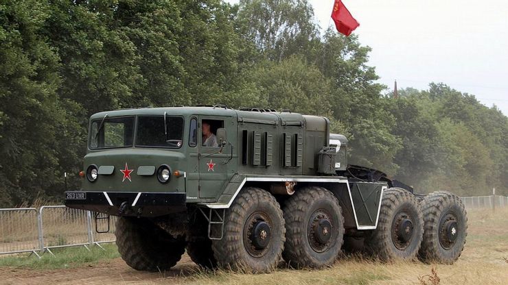 «Советский зверь» МАЗ-537 и другие военные внедорожники, которые способны пережить даже апокалипсис