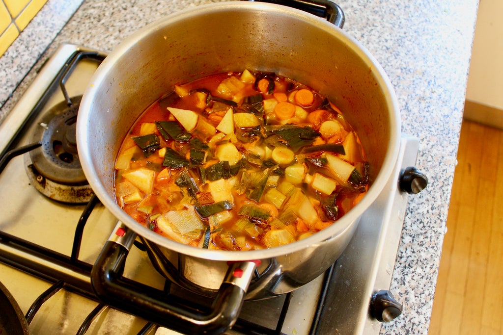 Осенний овощной суп для тех, кому надоело есть обычный борщ на первое: рецепт