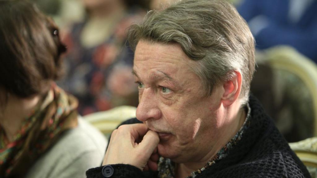 Читает тысячи писем: правозащитник Иван Мельников назвал несколько любимых занятий Ефремова в СИЗО