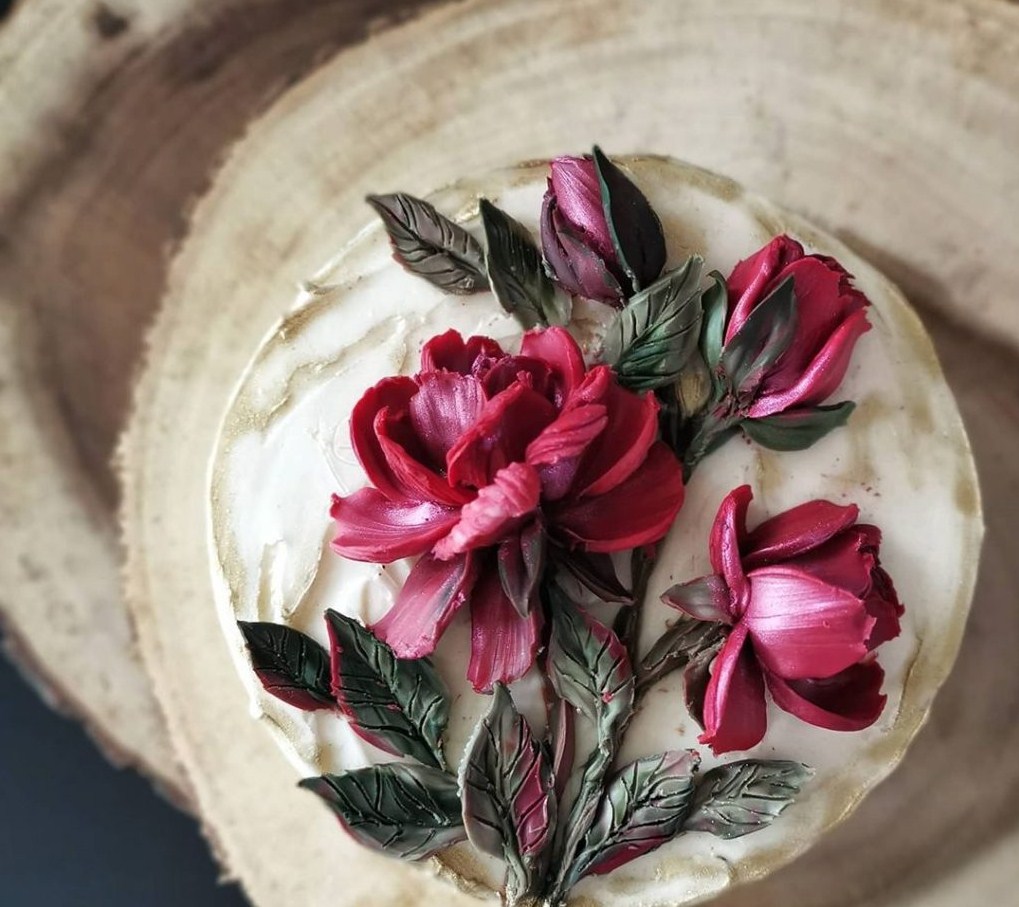 Пекарь с душой художника: женщина из Таиланда делает необычные цветочные пирожные