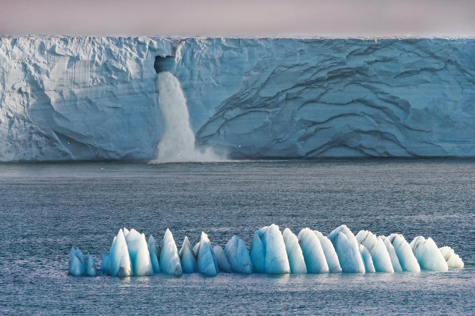 Ковида не существует, льды не тают, и вообще это одноразовая планета: популярный американский пастор пытается опровергнуть научные факты