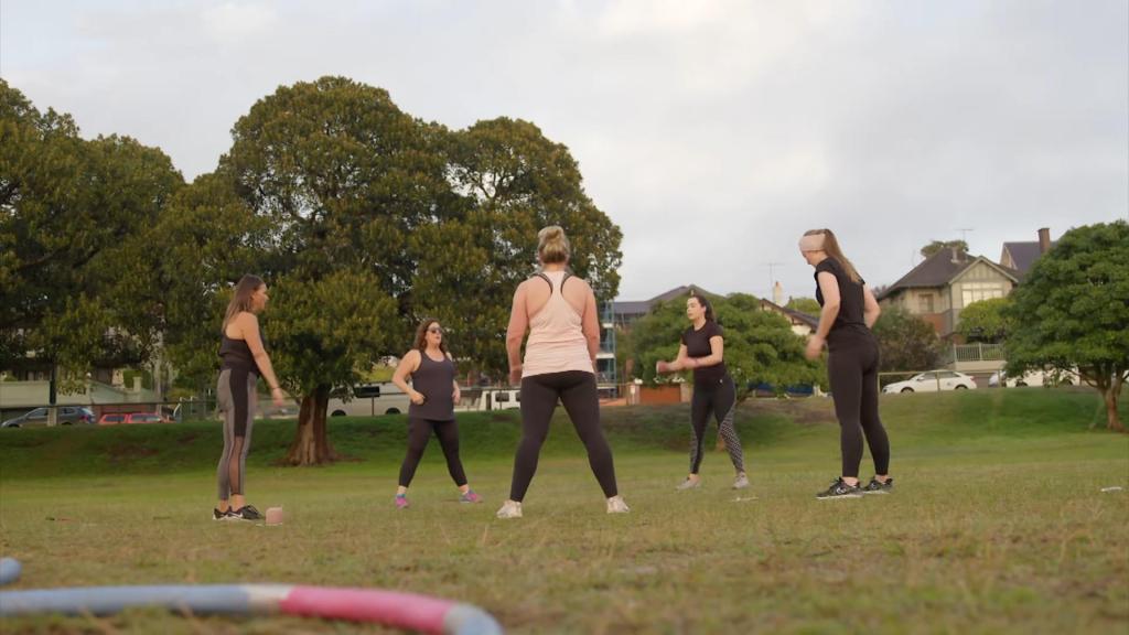 «Я не придерживаюсь диеты!»: англичанка из Сиднея помогает женщинам изменить их отношение к еде, упражнениям и своему телу